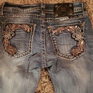 Miss Me size 28 signature skinny jeans